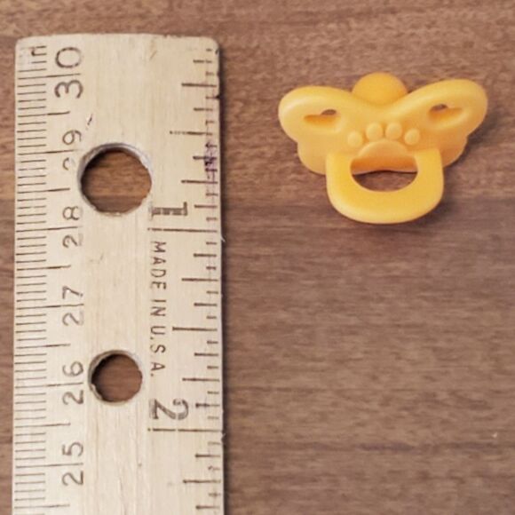 Hasbro FurReal Newborns Puppy Replacement Accessories Bottle Pacifier Brush - Picture 6 of 9